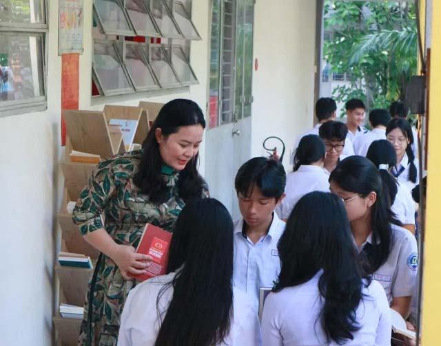 Mức thưởng Tết năm 2024 dành cho giáo viên như thế nào?