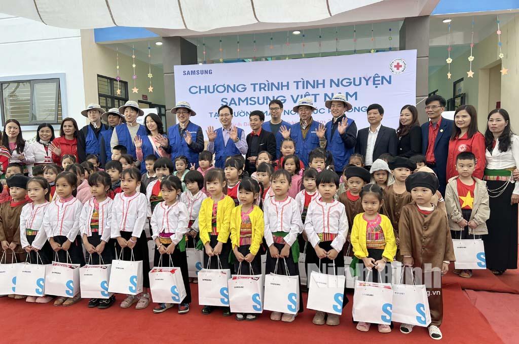 Những món quà ý nghĩa cho học trò vùng cao