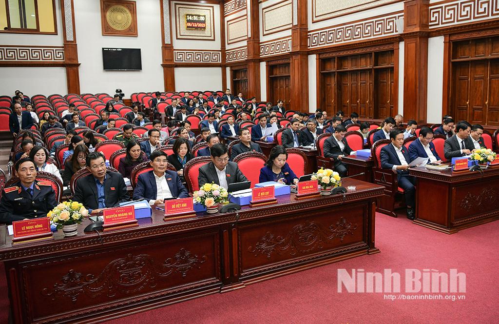 Kỳ họp thứ 17, HĐND tỉnh khóa XV: Thực hiện quy trình lấy phiếu tín nhiệm đối với những người giữ chức vụ do HĐND tỉnh bầu