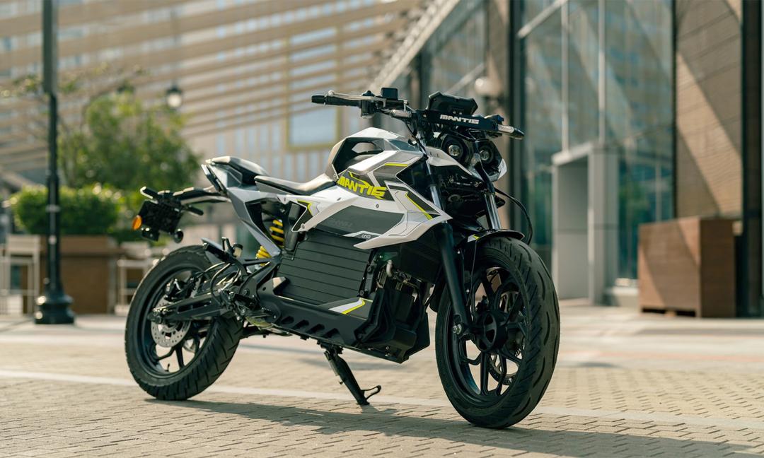 Xe máy điện Orxa Mantis một lần sạc đi 221 km, giá 4.300 USD