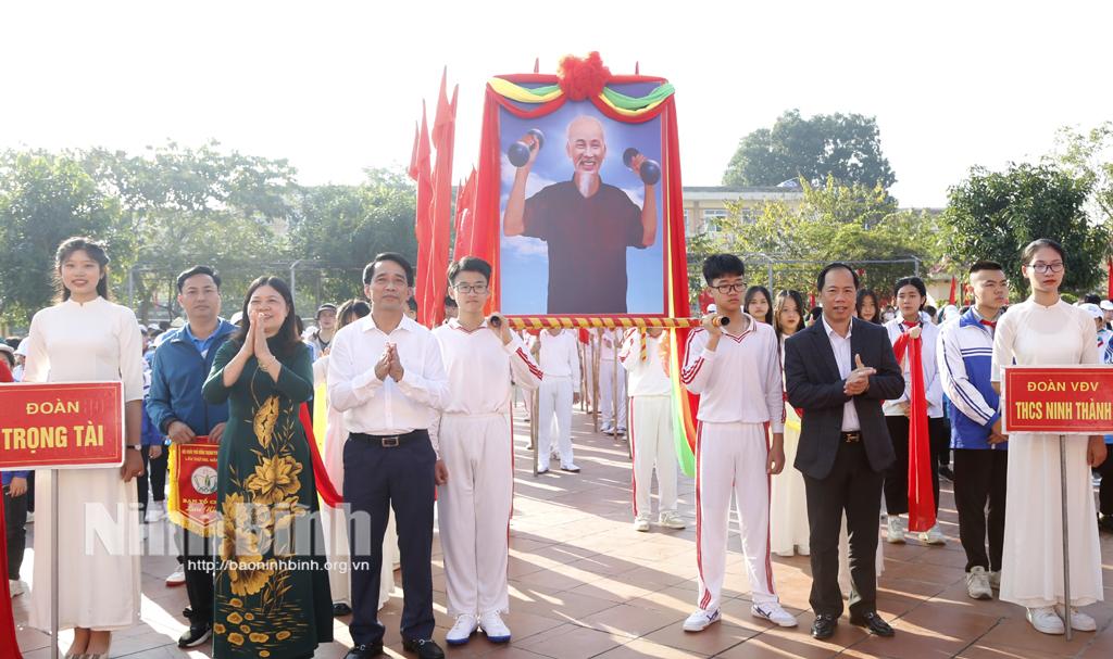 Thành phố Ninh Bình: Khai mạc Hội khỏe Phù Đổng lần thứ VIII