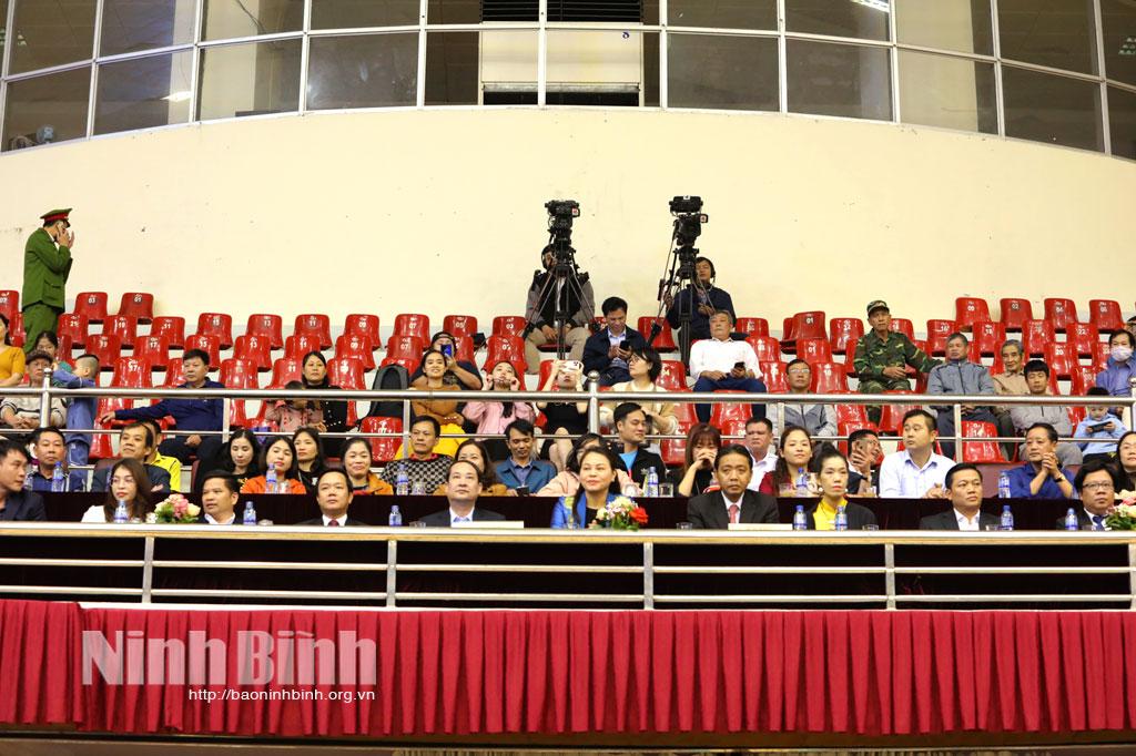 Khai mạc Giải bóng chuyền Cúp Hoa Lư - Bình Điền lần thứ XVII