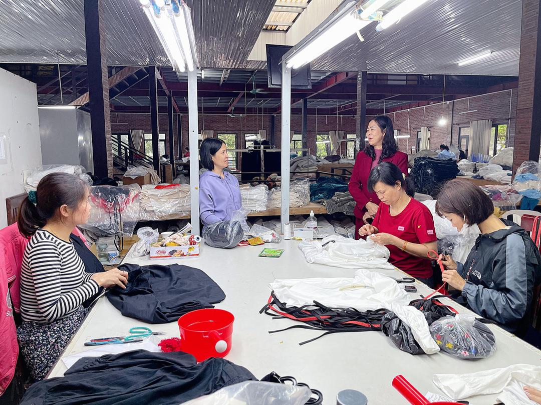 Các làng nghề nhộn nhịp sản xuất đầu năm