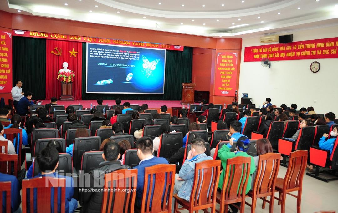 Tập huấn nâng cao kỹ năng số cho cán bộ Đoàn