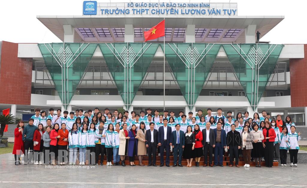 39 học sinh Ninh Bình đoạt giải tại Kỳ thi chọn học sinh giỏi THPT Quốc gia năm học 2022-2023