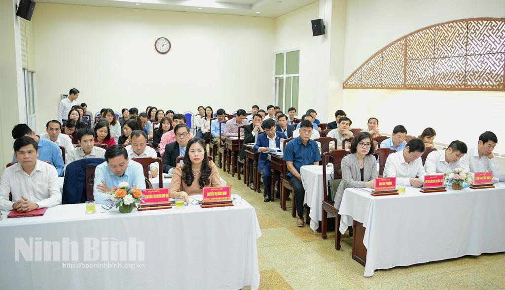 Bàn giải pháp phát triển đảng viên là công nhân, người lao động trong các loại hình doanh nghiệp