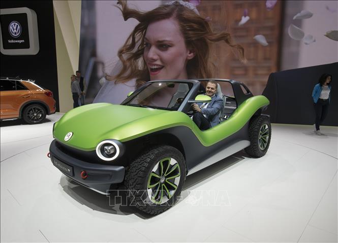 Volkswagen tăng đầu tư chuyển đổi sang xe điện