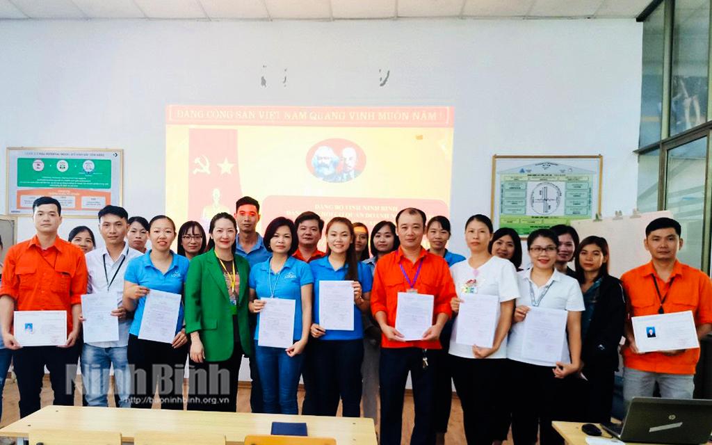 Phát triển đảng viên là công nhân, người lao động trong các loại hình doanh nghiệp: (Kỳ III) - Lời giải từ thực tiễn