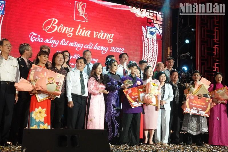 Thí sinh Nguyễn Thành Trường trở thành quán quân Bông lúa vàng 2022