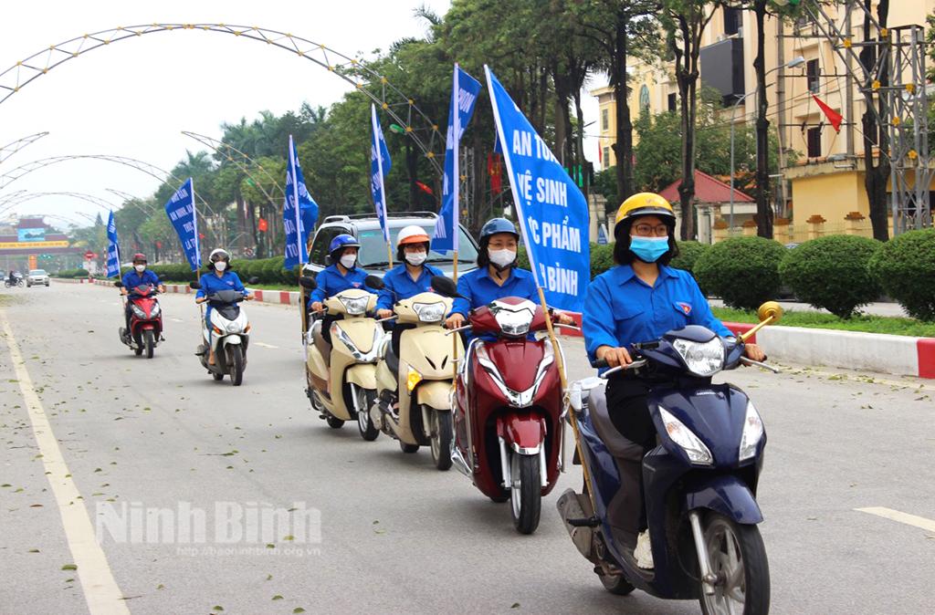 Truyền thông lưu động nhân Tháng hành động vì an toàn thực phẩm năm 2023