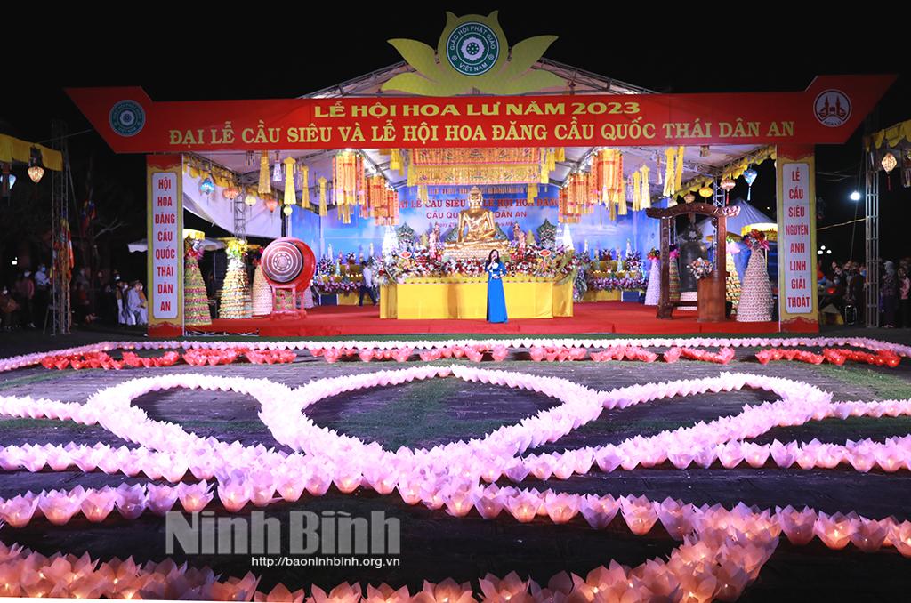 Đại lễ cầu siêu và lễ hội hoa đăng cầu quốc thái dân an