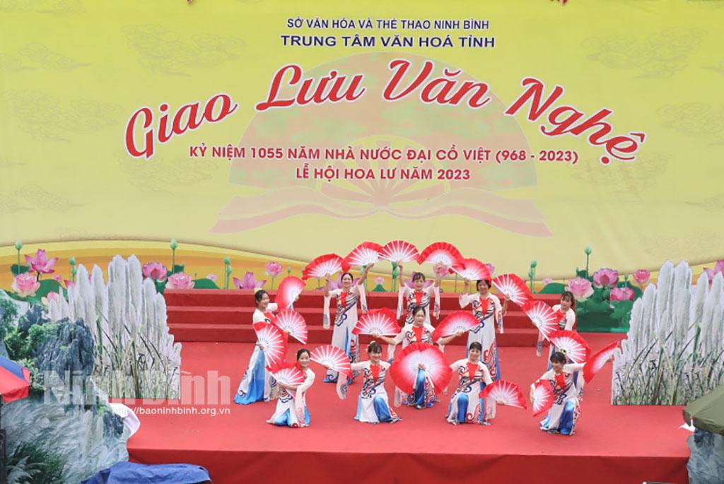 Lễ hội Hoa Lư năm 2023 hấp dẫn du khách với nhiều hoạt động văn hóa, văn nghệ đặc sắc