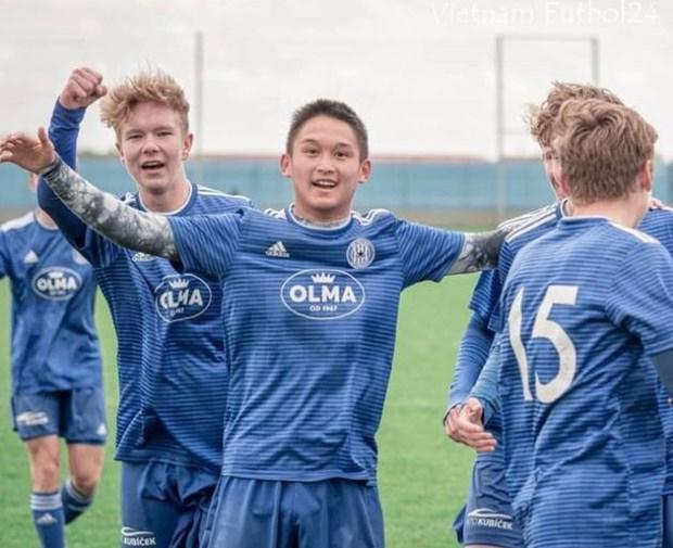 Một cầu thủ Việt kiều được gọi lên đội tuyển trẻ của Cộng hòa Séc