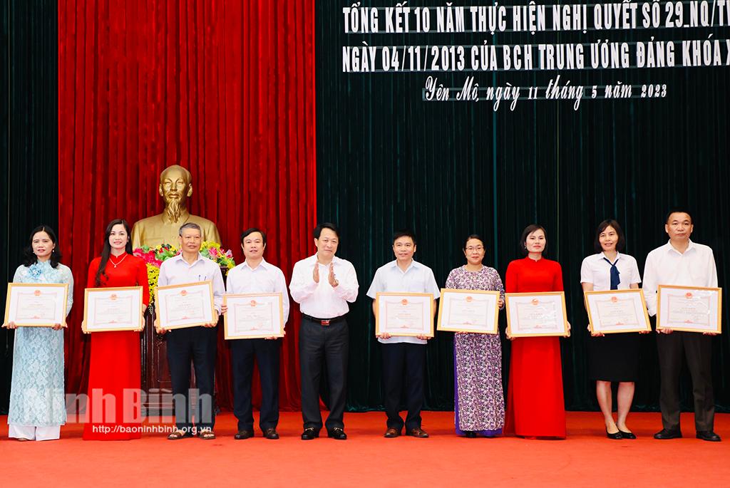 Huyện ủy Yên Mô tổng kết 10 năm thực hiện Nghị quyết số 29 của Ban Chấp hành Trung ương Đảng