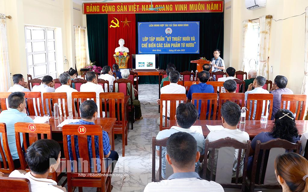 Khai mạc lớp tập huấn "Kỹ thuật nuôi và chế biến các sản phẩm từ hươu"