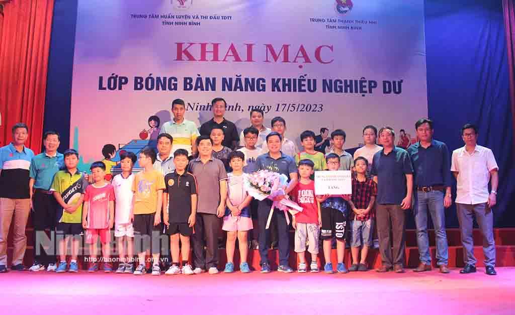 Khai mạc lớp Bóng bàn năng khiếu nghiệp dư năm 2023