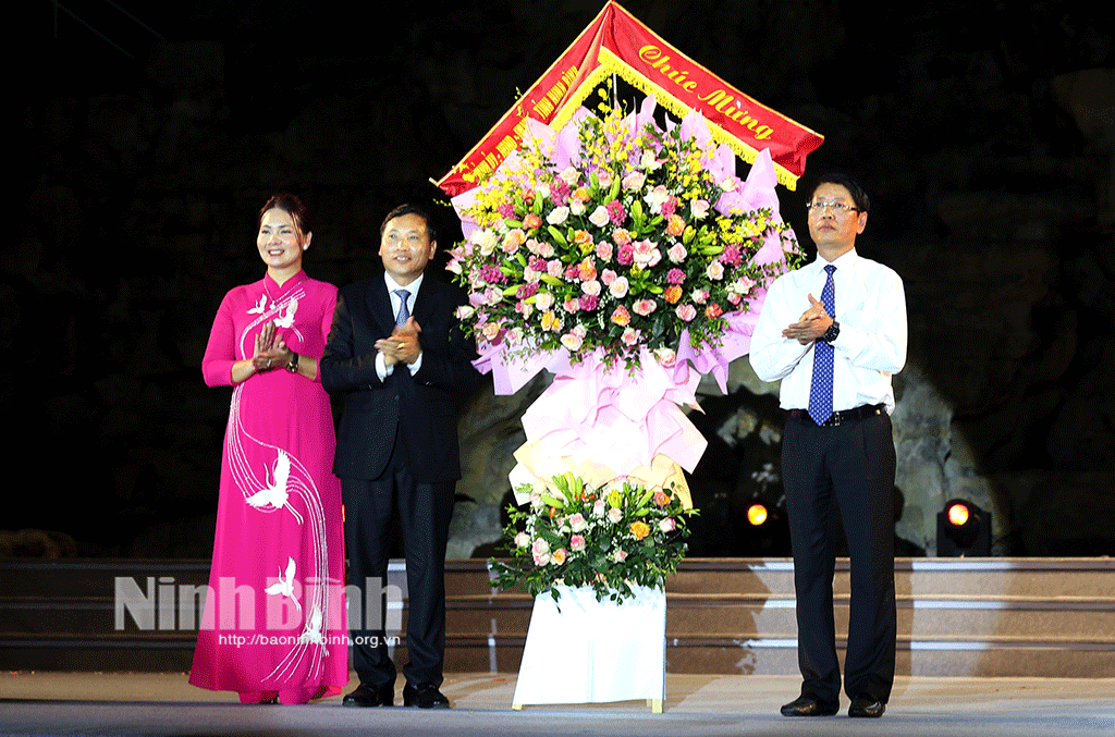 Kỷ niệm 20 năm thành lập Khu du lịch sinh thái Thung Nham