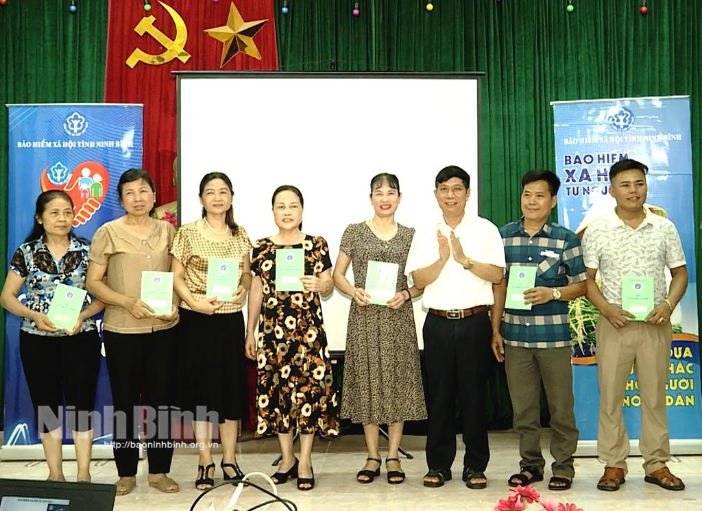 BHXH tỉnh tuyên truyền chính sách BHXH tự nguyện, BHYT hộ gia đình
