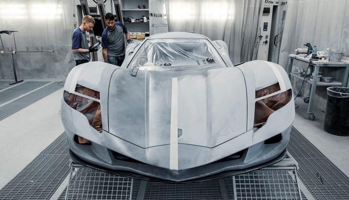 Siêu xe điện phá vỡ kỷ lục tốc độ, trên 318 km/h