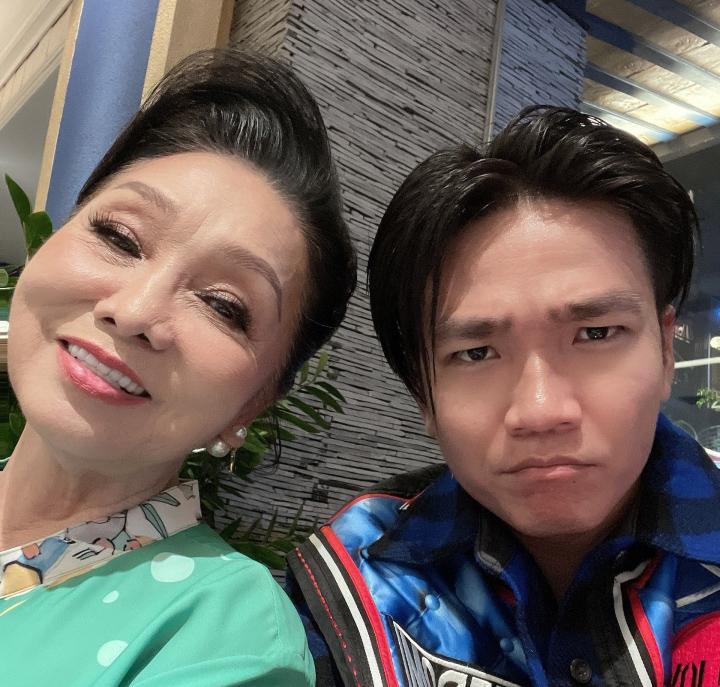 Rapper Wowy kết hợp cùng nghệ sĩ cải lương Bạch Tuyết