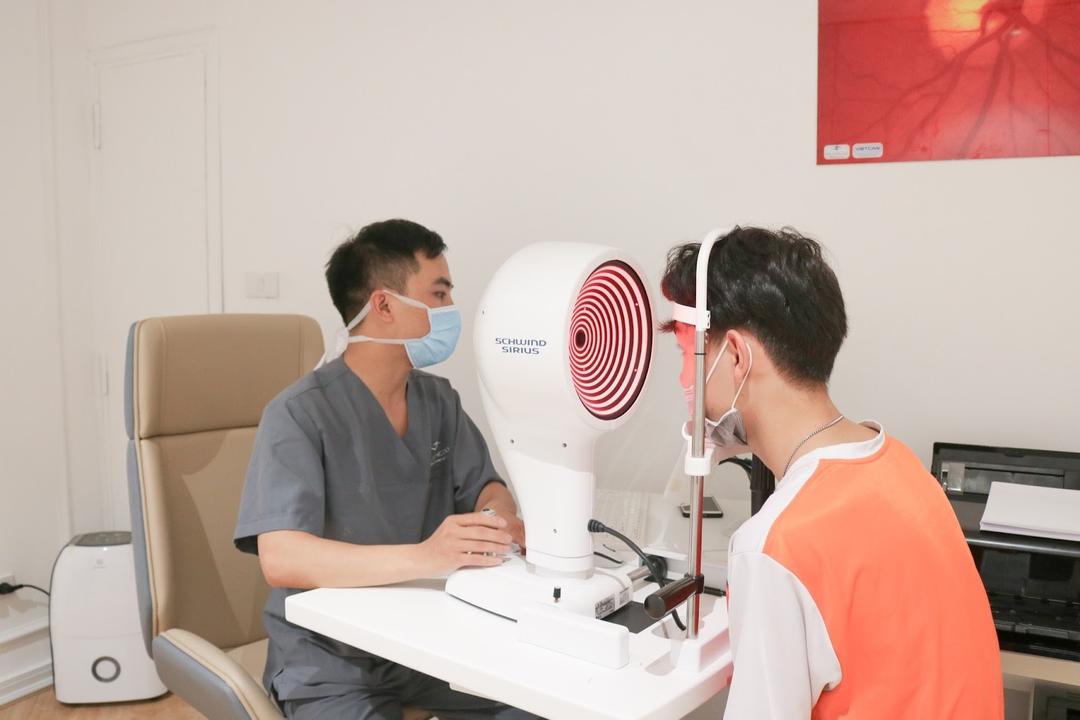 Mắt cận bao nhiêu độ thì mổ được - Lý giải chuyên sâu nhất