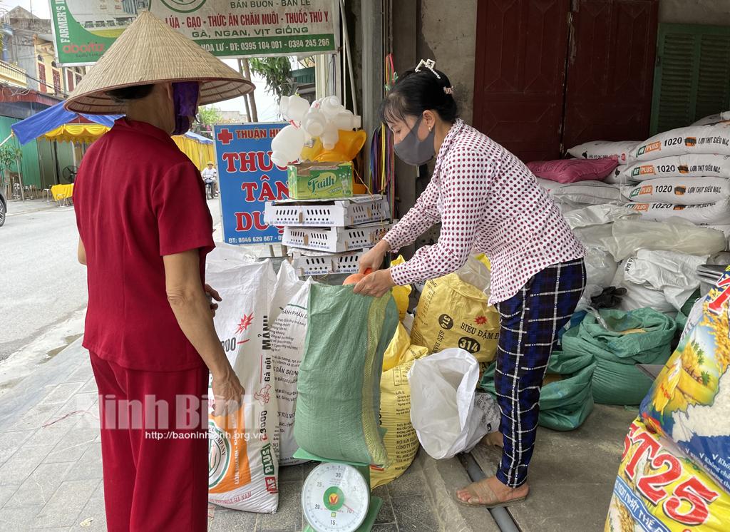 Giá thức ăn chăn nuôi giảm sau nhiều năm liên tục tăng giá