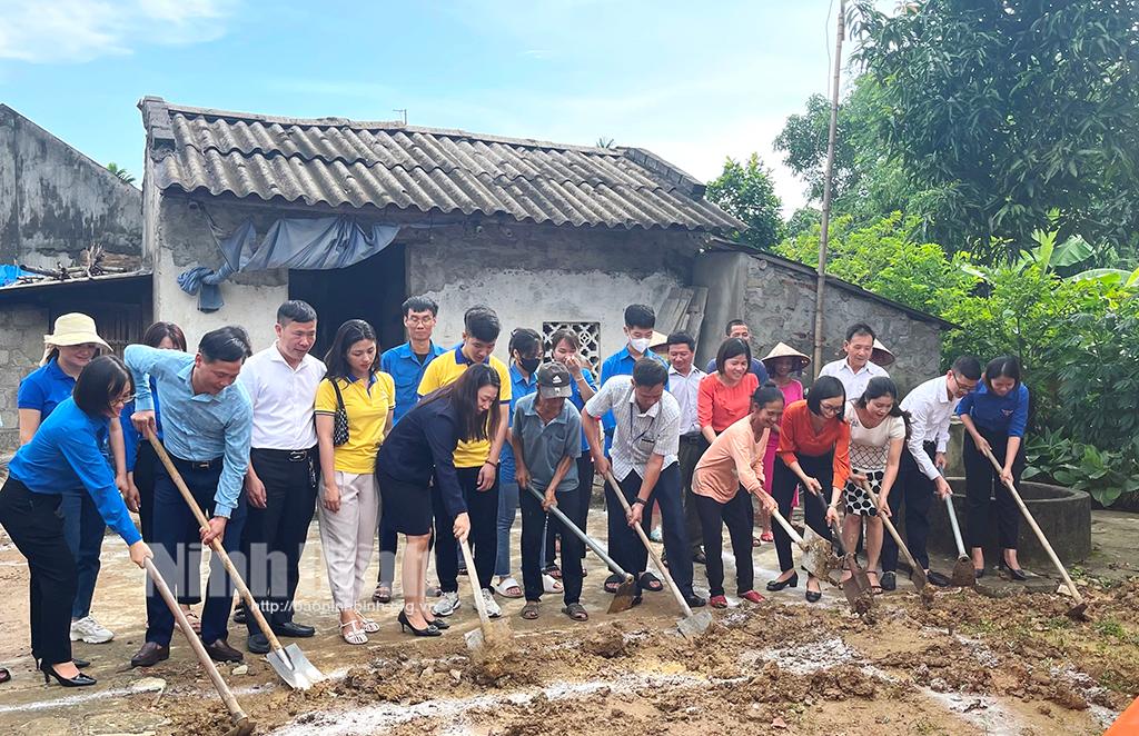 Khởi công xây nhà "Mái ấm tình thương" cho hội viên phụ nữ