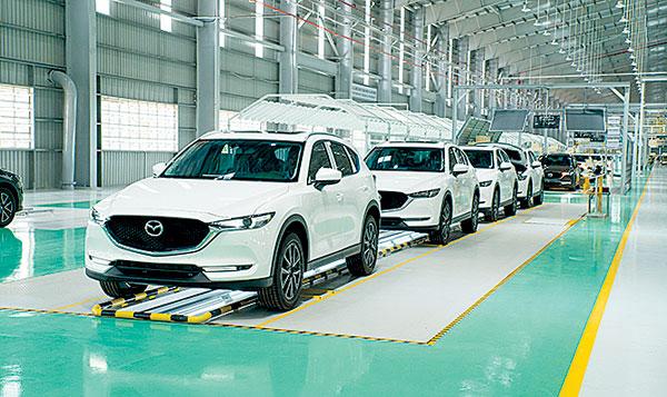 Giảm 50% lệ phí trước bạ với ô tô sản xuất, lắp ráp trong nước từ 1/7