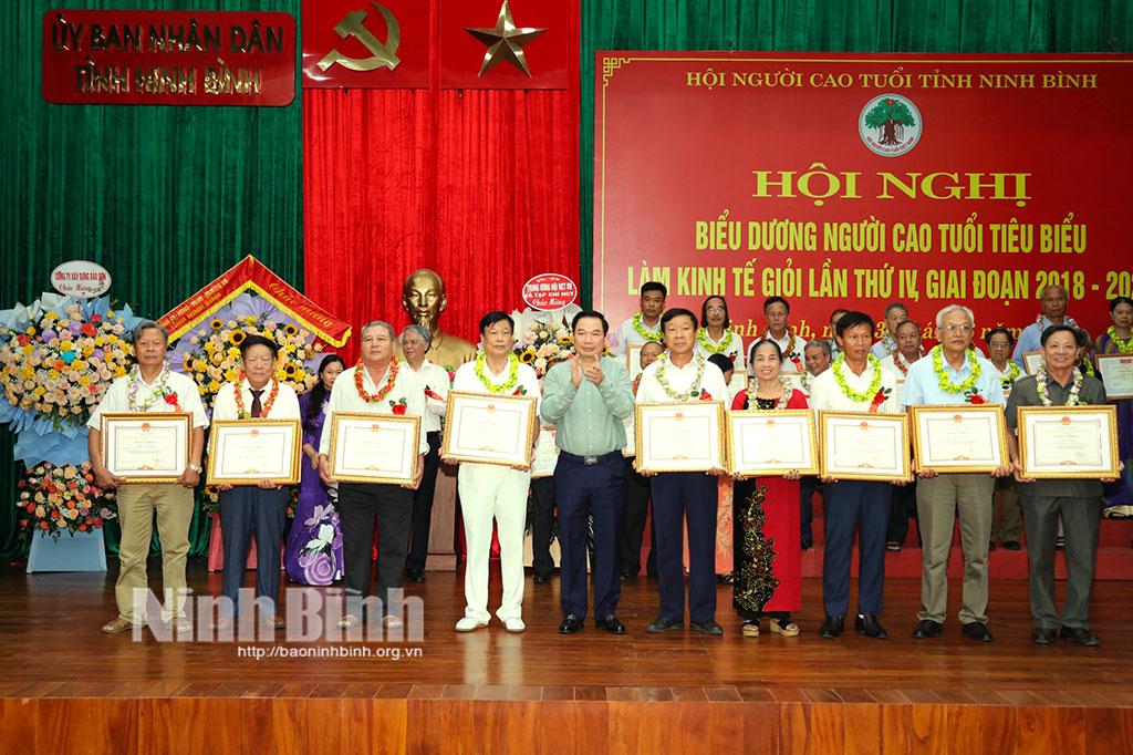 Biểu dương người cao tuổi tiêu biểu làm kinh tế giỏi giai đoạn 2018-2023