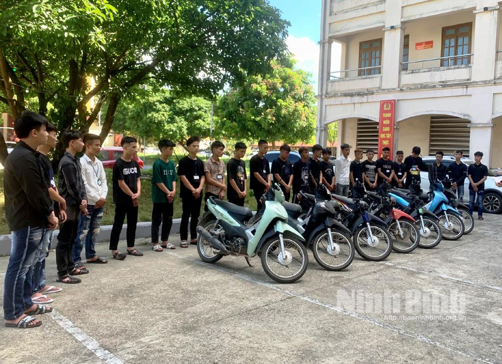 Khởi tố 23 đối tượng về tội "Gây rối trật tự công cộng"