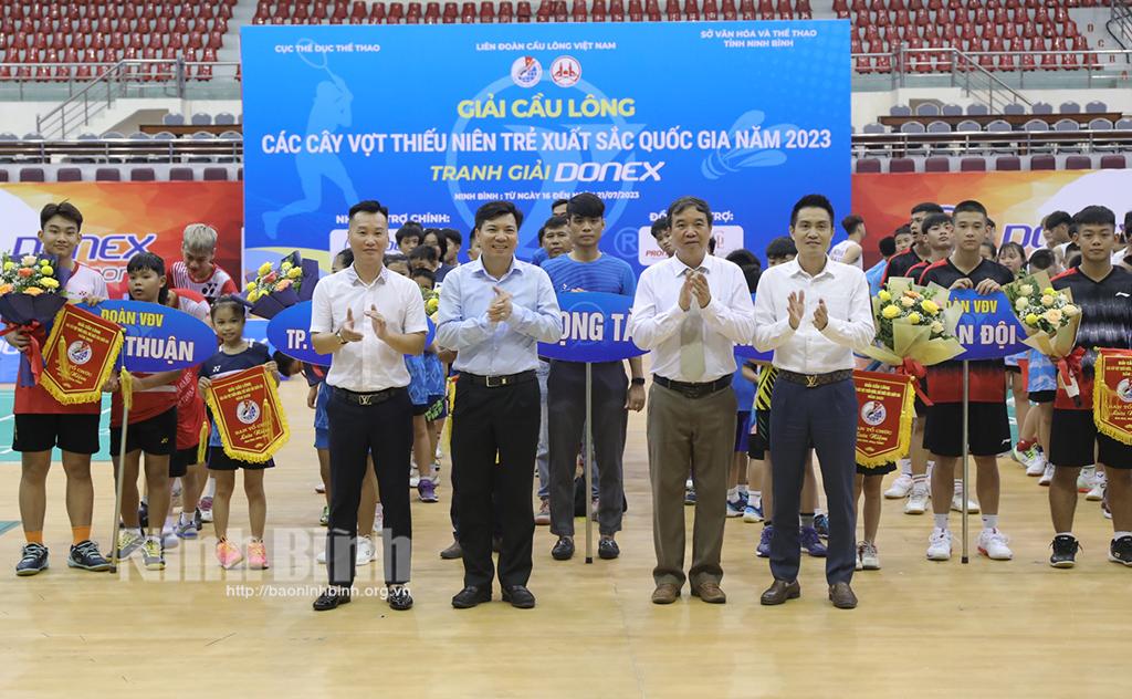 Khai mạc Giải Cầu lông các cây vợt thiếu niên, trẻ xuất sắc Quốc gia