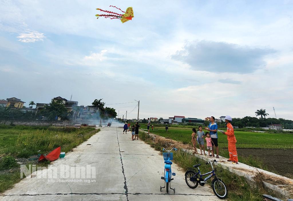 Hậu quả khôn lường từ hành vi thả diều ở khu vực hành lang lưới điện