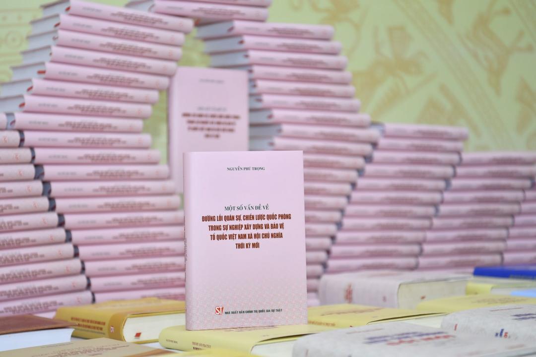 Kiên quyết đấu tranh làm thất bại âm mưu "phi chính trị hóa" Quân đội theo tinh thần cuốn sách của Tổng Bí thư