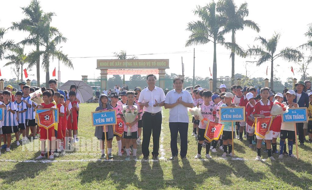 Khai mạc Giải bóng đá nhi đồng huyện Yên Mô năm 2023
