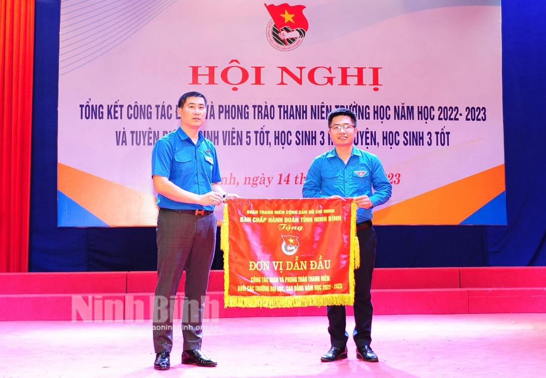 Tổng kết công tác Đoàn và phong trào thanh niên trường học năm học 2022 - 2023