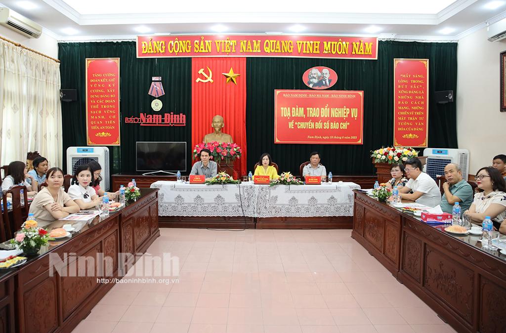 Tọa đàm "Chuyển đổi số báo chí" tại tỉnh Nam Định