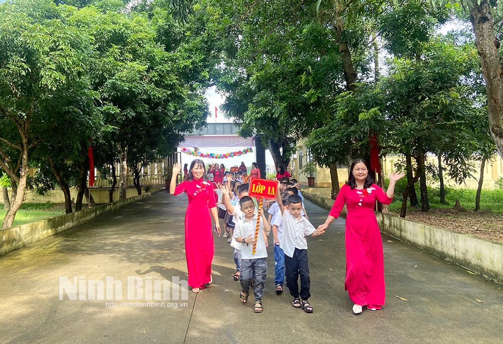 Trên 18 nghìn học sinh lớp 1 tựu trường năm học mới 2023-2024