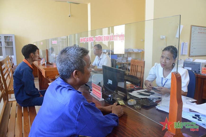 Ninh Bình và thành quả từ tư duy phát triển hài hòa, bền vững - Bài 3: Hệ thống hành chính phục vụ