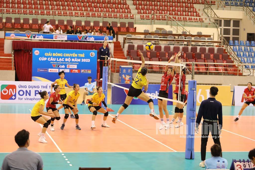 Giải bóng chuyền trẻ Cúp CLB năm 2023: Nữ chủ nhà Ninh Bình thua trận đáng tiếc