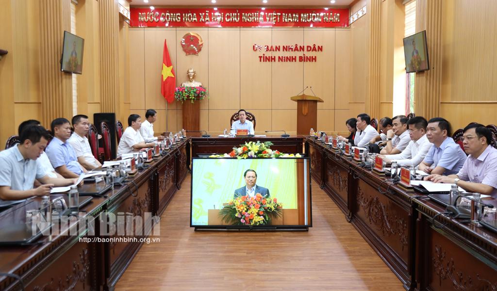 Hội nghị Thường trực Chính phủ làm việc với doanh nghiệp Nhà nước về thúc đẩy sản xuất, kinh doanh và đầu tư phát triển