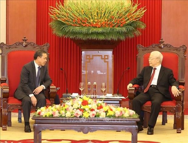 Party chief receives outgoing Lao ambassador