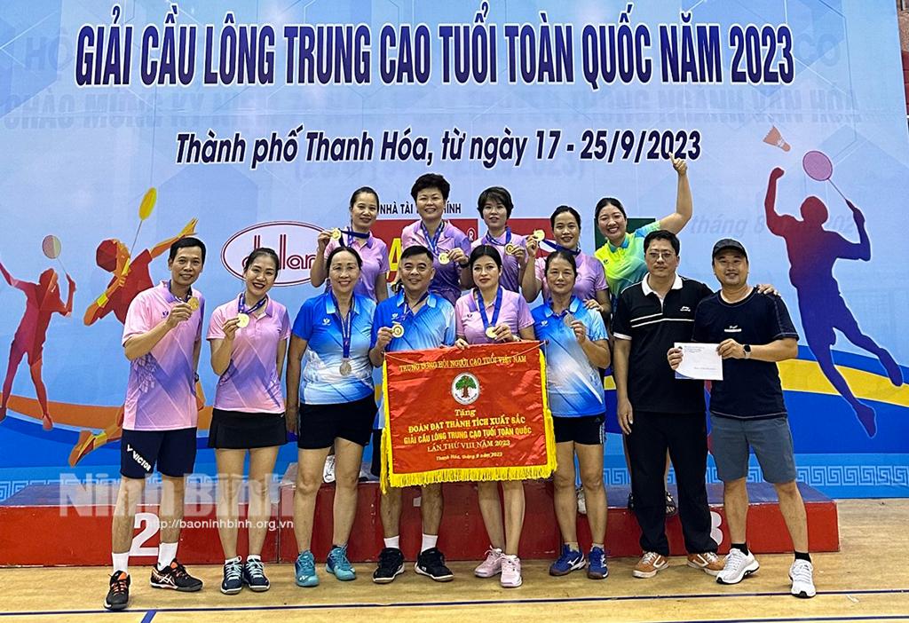 Ninh Bình giành 6 huy chương tại Giải Cầu lông trung, cao tuổi toàn quốc 2023