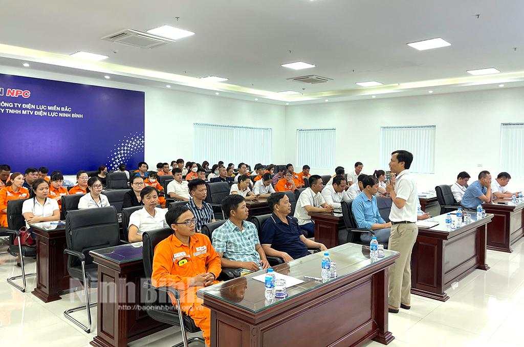 PC Ninh Bình nâng cao chất lượng nguồn nhân lực từ công tác đào tạo nội bộ