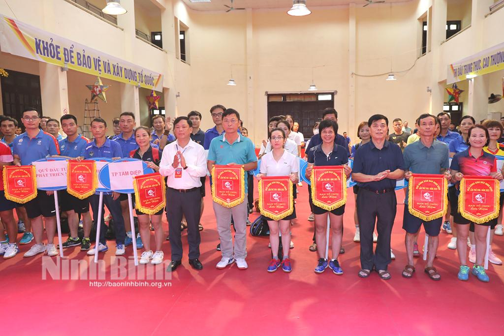 Tổ chức Giải bóng bàn Cúp Báo Ninh Bình lần thứ XVII năm 2023