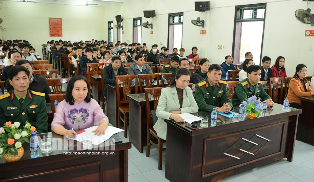 Kim Sơn: Khai giảng lớp bồi dưỡng nhận thức về Đảng khóa I, năm 2024