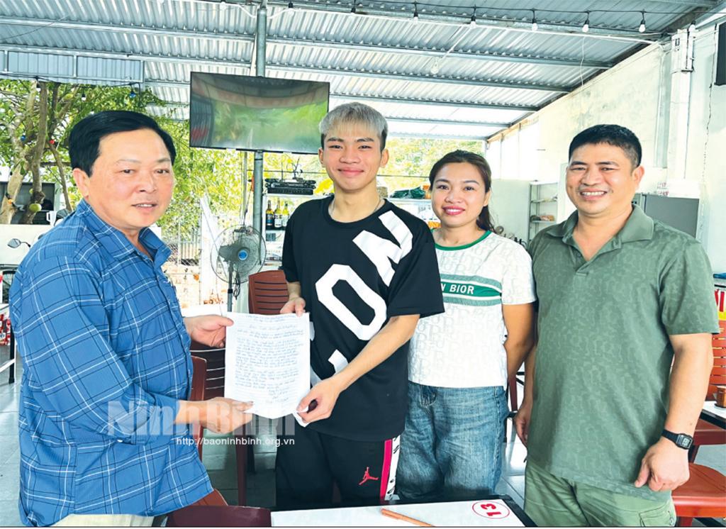 Ước mong khoác trên mình màu xanh áo lính