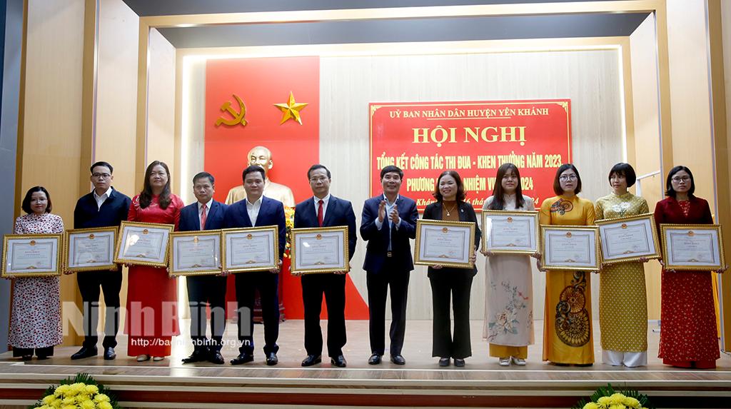 Huyện Yên Khánh tổng kết công tác thi đua, khen thưởng năm 2023