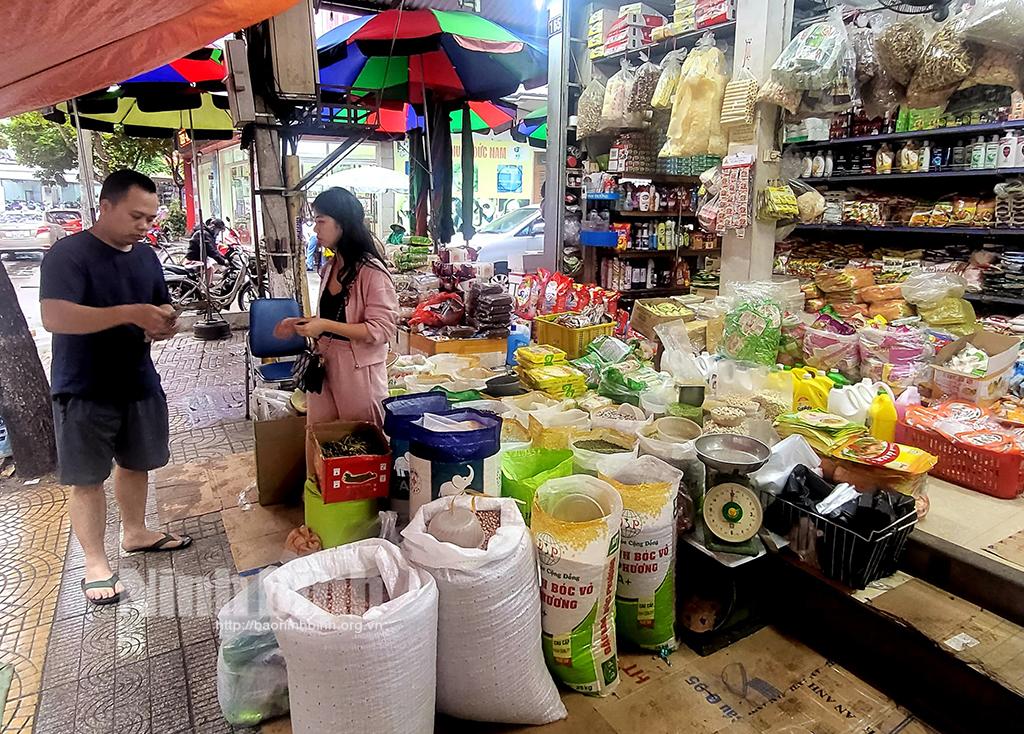 Nguồn cung thị trường đồ khô cận Tết dồi dào