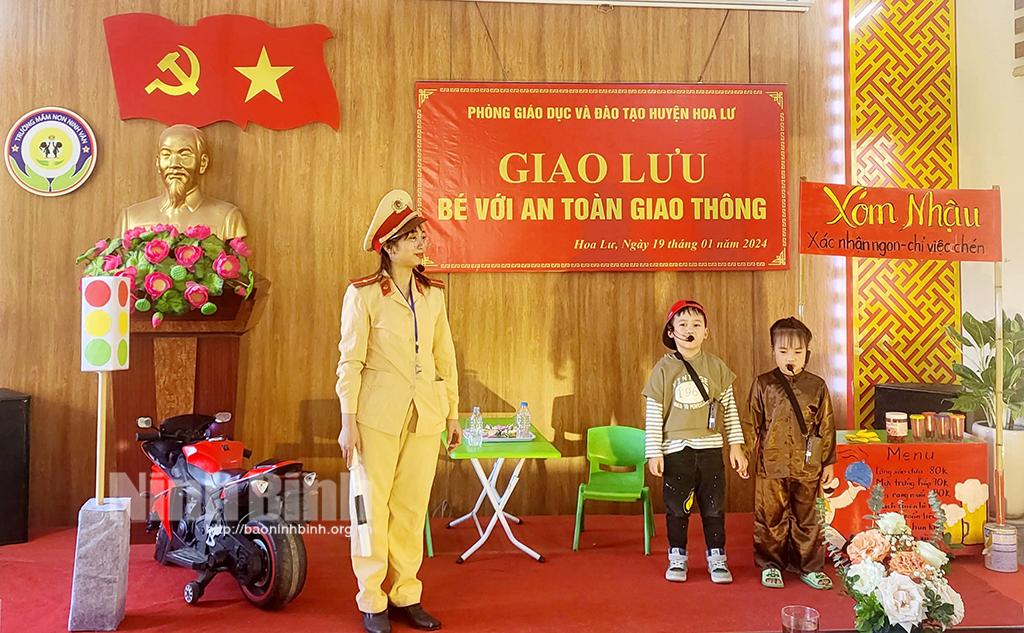 Phòng Giáo dục-Đào tạo huyện Hoa Lư tổ chức giao lưu "Bé với an toàn giao thông"