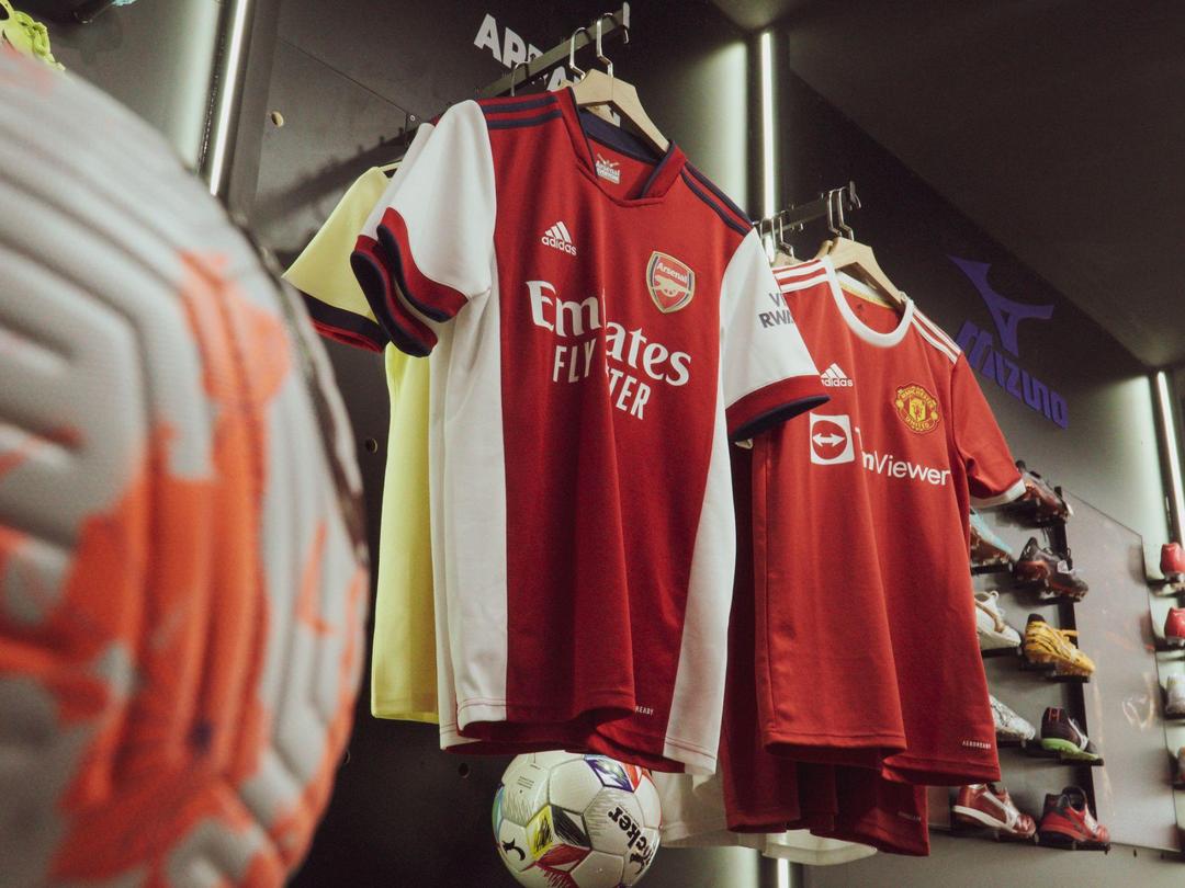 Nghệ thuật giữ chân khách hàng của cửa hàng giày đá banh chính hãng Neymar Sport